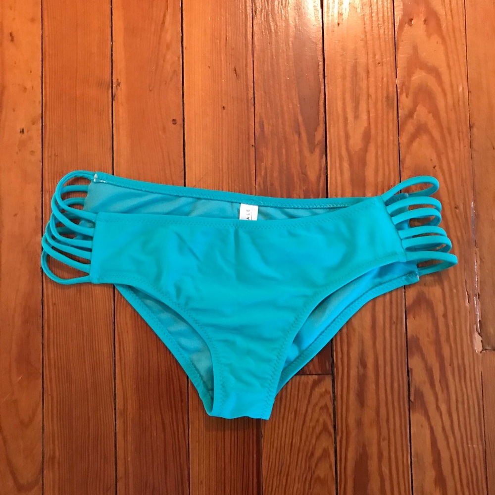 Bathing suit bottoms